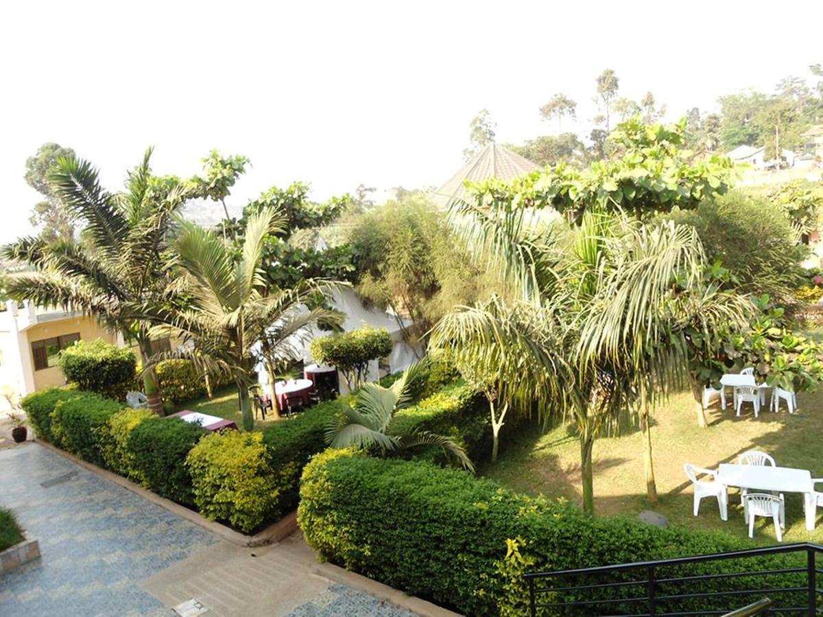 Biyem Hotel Kampala Exterior foto